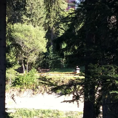 Chalet Rue De Bel-aube Joli 10 *