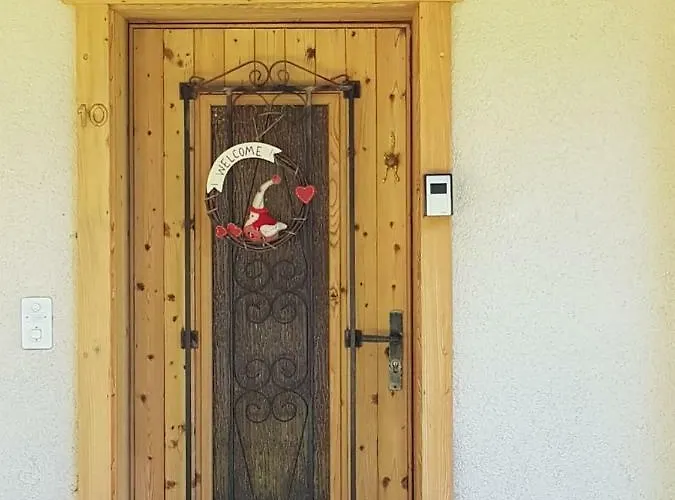 Rue De Bel-aube Joli 10 *