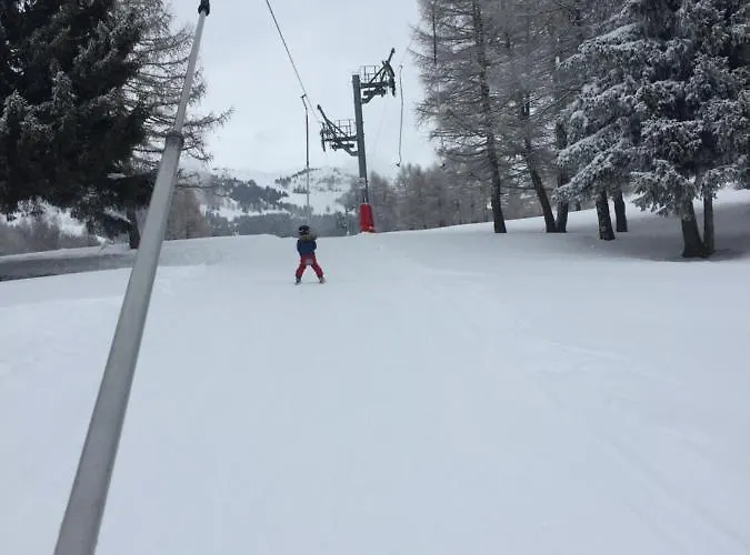 木屋 Rue De Bel-aube Joli 10 克莱恩 蒙塔纳