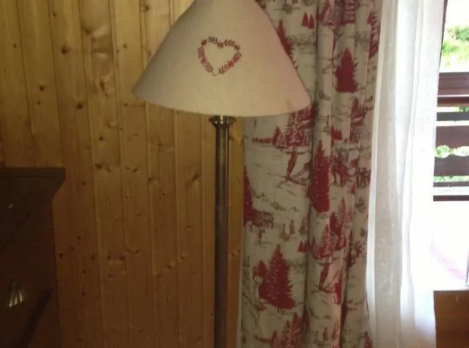 Rue De Bel-aube Joli 10 克莱恩 蒙塔纳